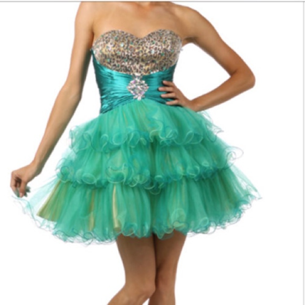 Green - Brand new Cocktail dress